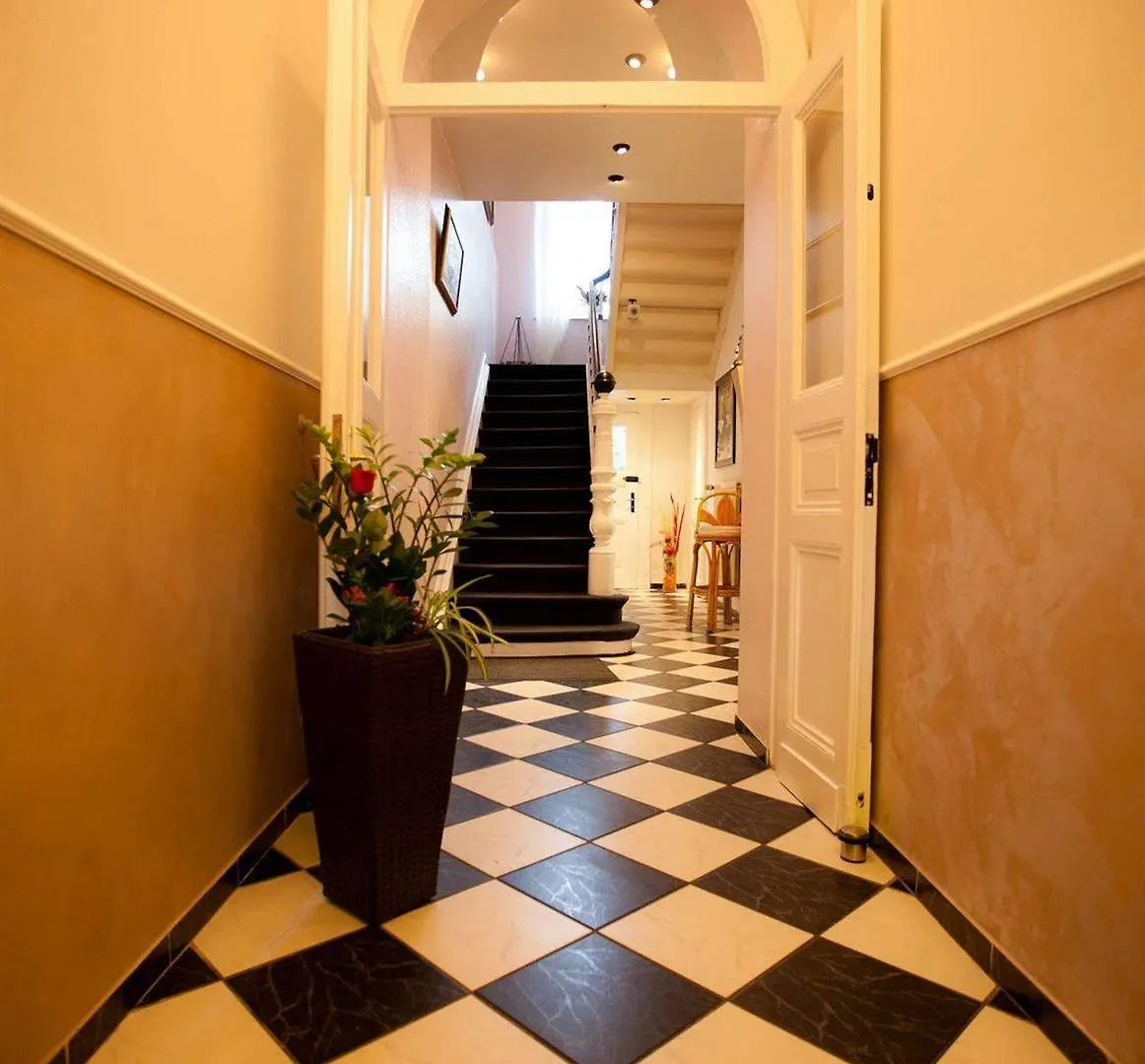 Hotel Carlton Mayfair Düsseldorf 3*,  Alemania